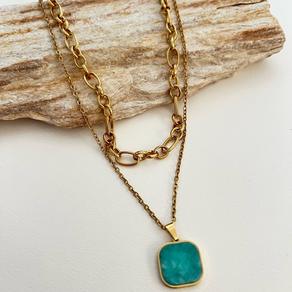 Elegant Gold Layered Necklace - Statement Classic Necklace - Boho Chic Necklace - Picture 9 of 11